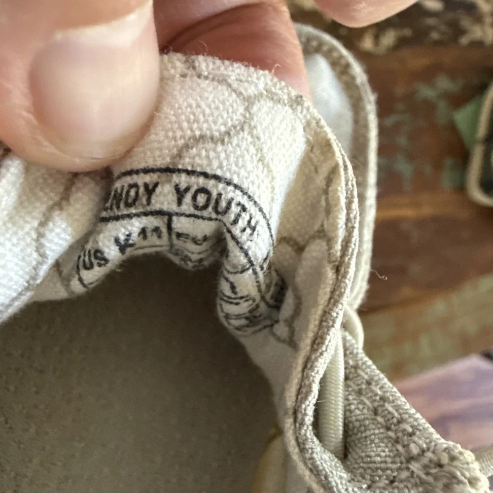 Hey Dude Wendy Youth Linen Beige Slip-On Shoes Unisex Kid's Size 11 K11 NWT